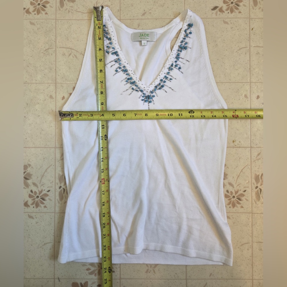 Jade White Skirt with Blue Embroidery and Matching Sleeveless Blouse! - Picture 8 of 11